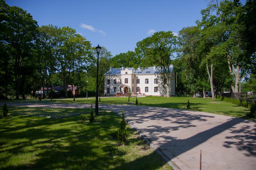Modlin Palace Nowy Dwór Mazowiecki Exteriör bild