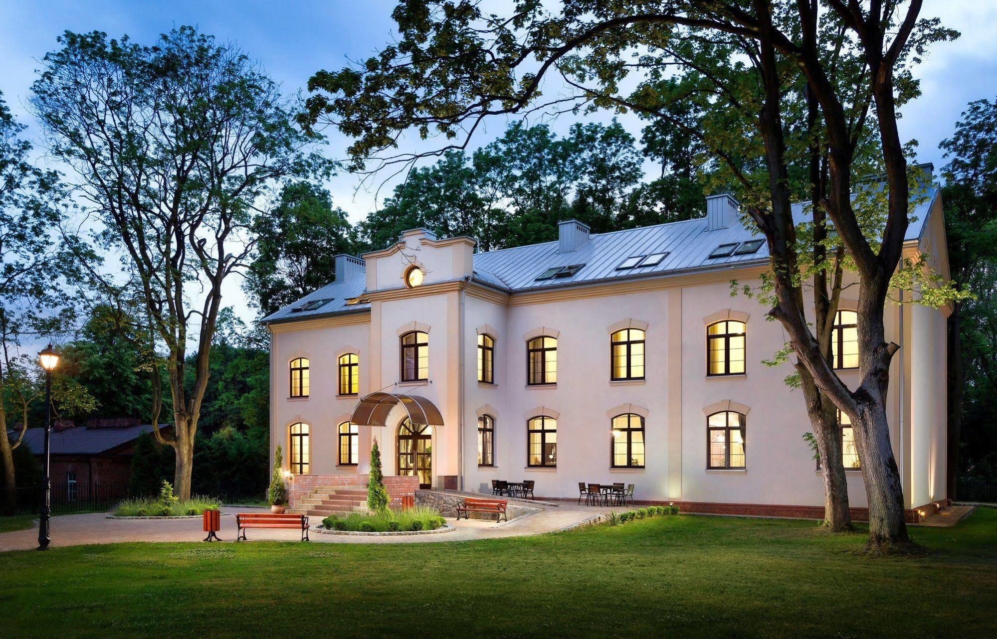 Modlin Palace Nowy Dwór Mazowiecki Exteriör bild
